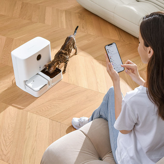240V Automatic Food Dispenser With App Control Dog Cat Feeder 2